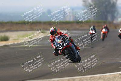 media/Sep-20-2025-TrackDaz (Sat) [[27f0cde673]]/A Group/2pm (Turn 9)/